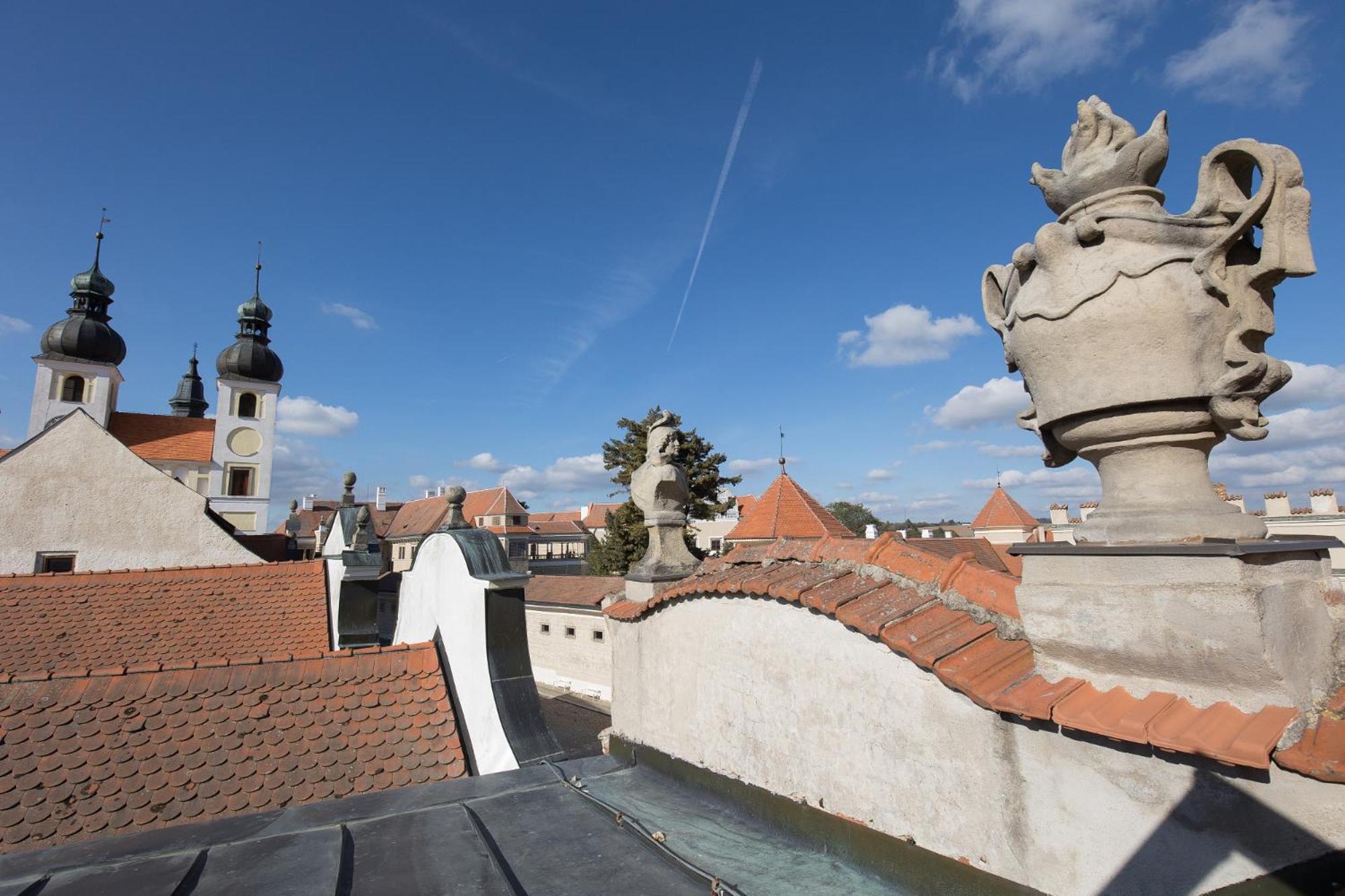Hotel U Cerneho Orla Telč Kültér fotó