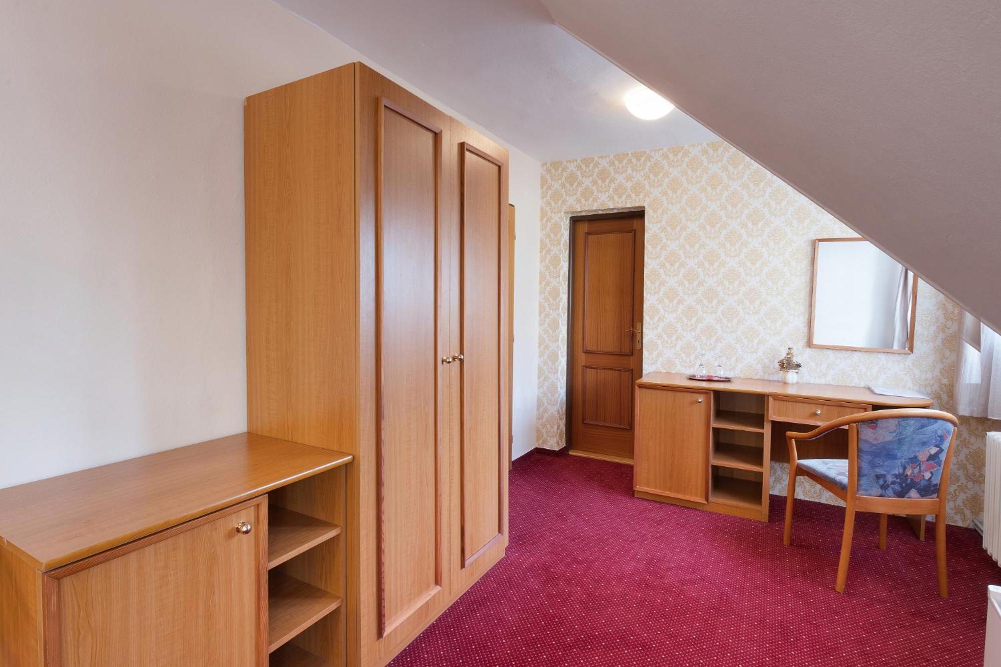 Hotel U Cerneho Orla Telč Kültér fotó